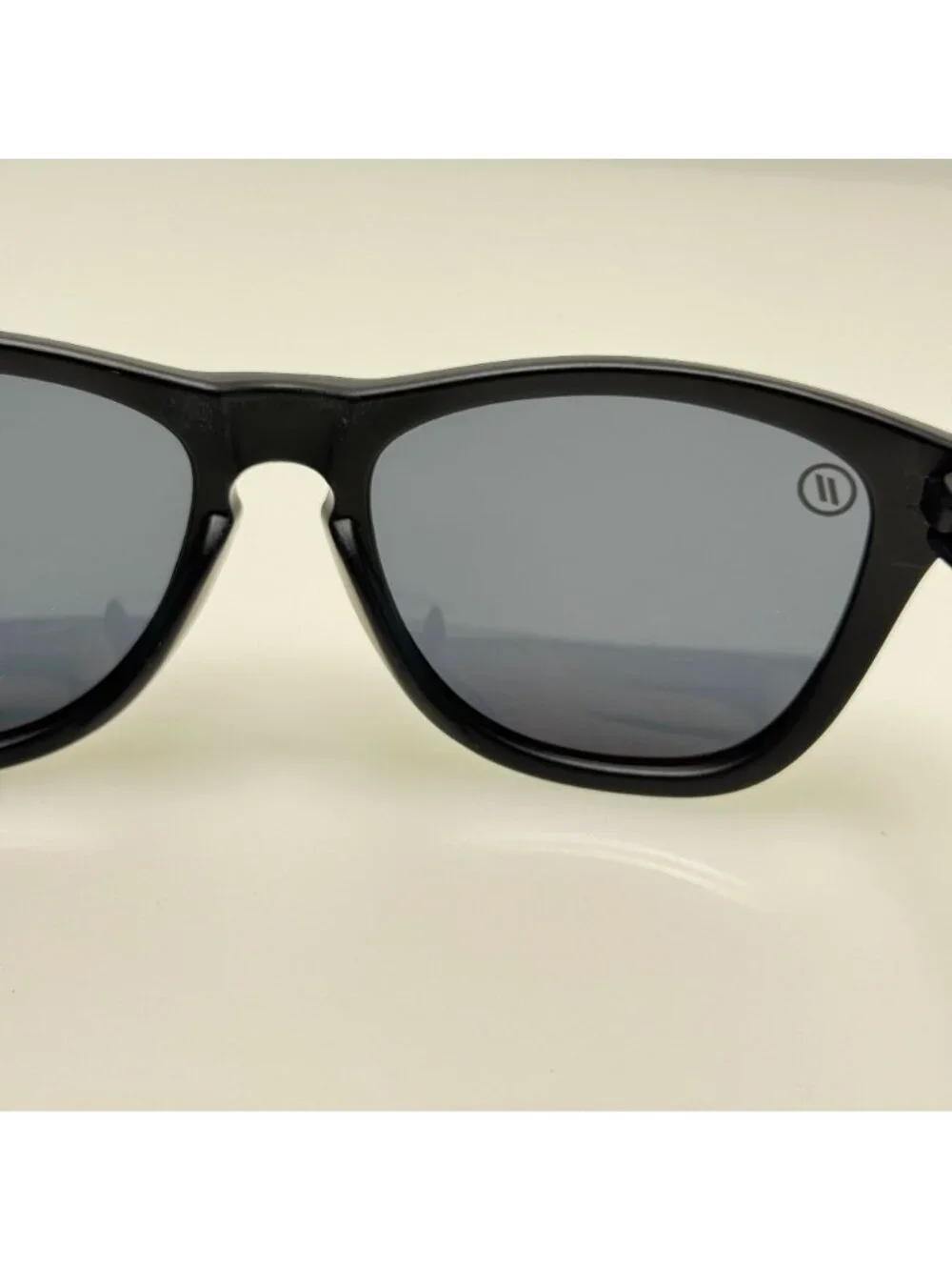 Blenders Sunglasses Symphony Black Polarized